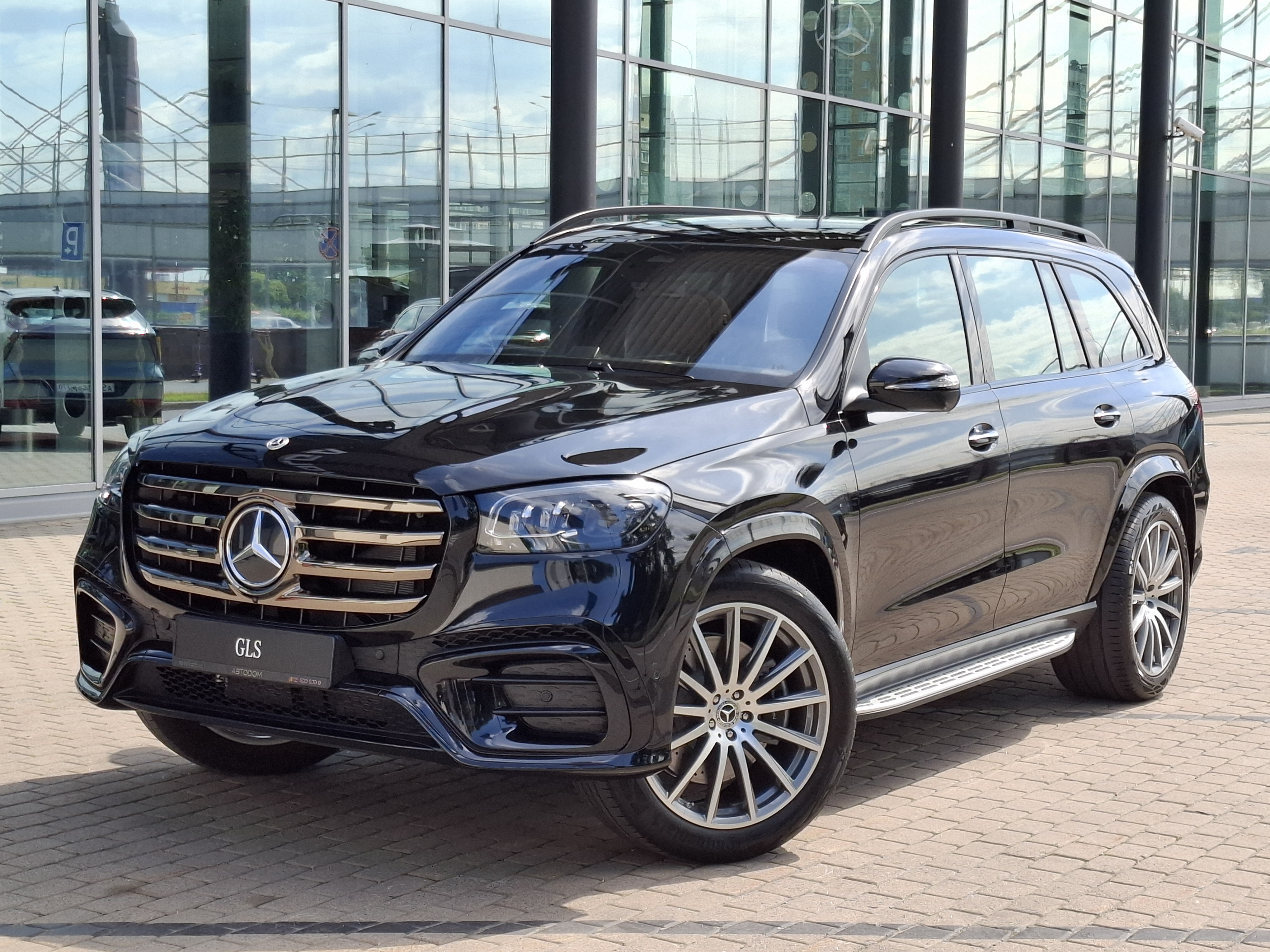 Mercedes-Benz GLS II (X167) [рестайлинг] 450 3.0 AT 4Matic (381 л.с.) Base Чёрный 2026 