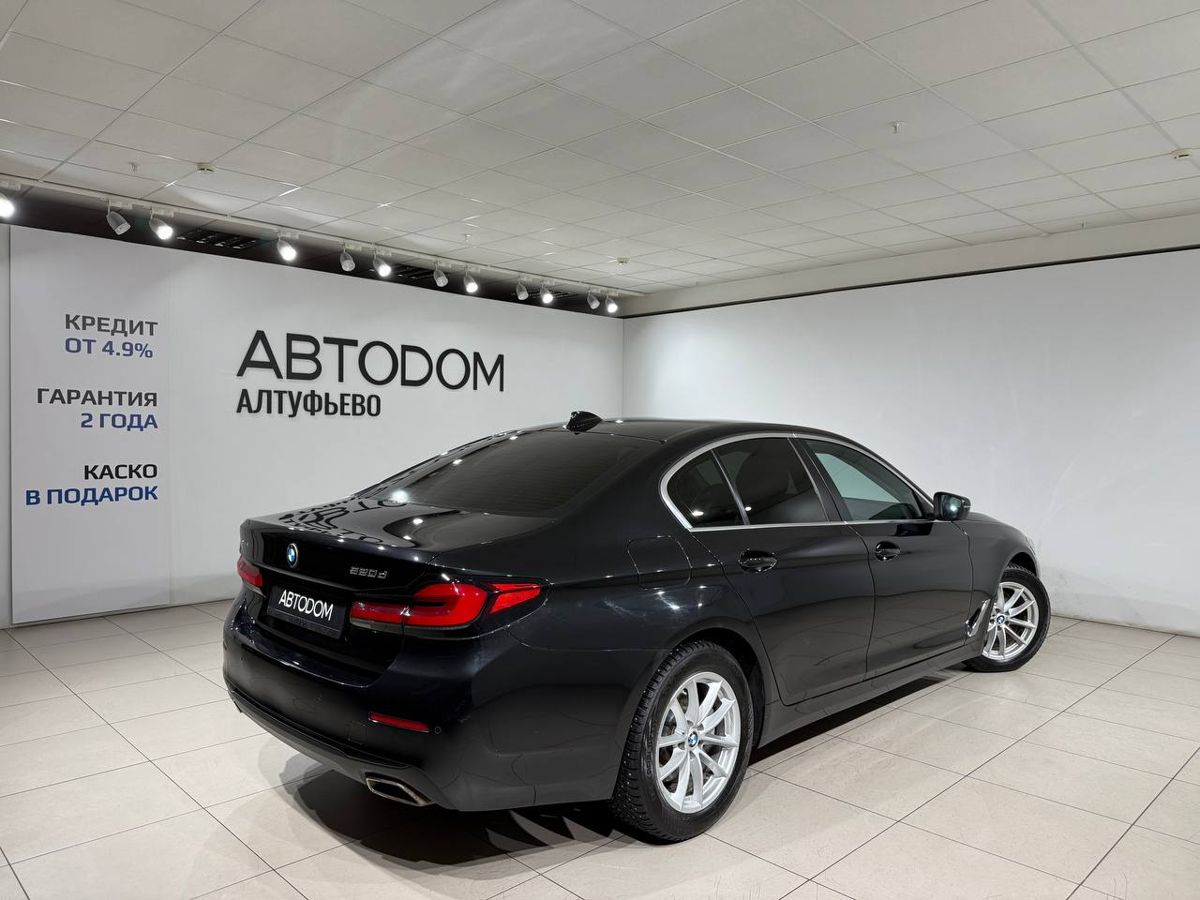 Автомобиль BMW 5 серии VII (G30/G31) [рестайлинг] 520 2.0d AT 4WD (190 л.с.) Base Чёрный 2020 с пробегом 158 581 км