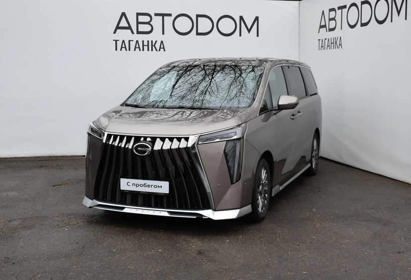 Автомобиль GAC M8 I поколение 2.0 AT (231 л.с.) GX Бежевый 2024 с пробегом 23 729 км
