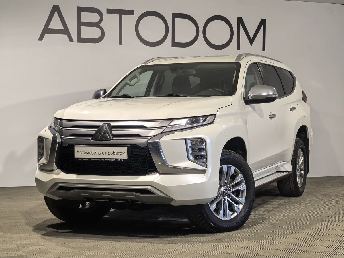 Автомобиль Mitsubishi Pajero Sport III [рестайлинг] 2.4d AT 4WD (181 л.с.) Instyle Белый 2022 с пробегом 96 032 км