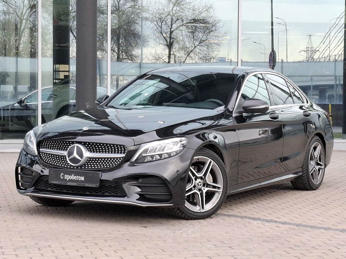 Автомобиль Mercedes-Benz C-Класс IV (W205/S205/C205) [рестайлинг] 200 1.5 AT 4Matic (184 л.с.) Sport Чёрный 2018 с пробегом 117 945 км