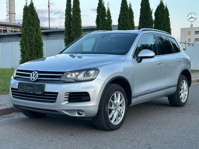 Volkswagen Touareg II поколение 3.6 AT 4WD (249 л.с.) V6 (low) Серебристый 2013 с пробегом 247 000 км