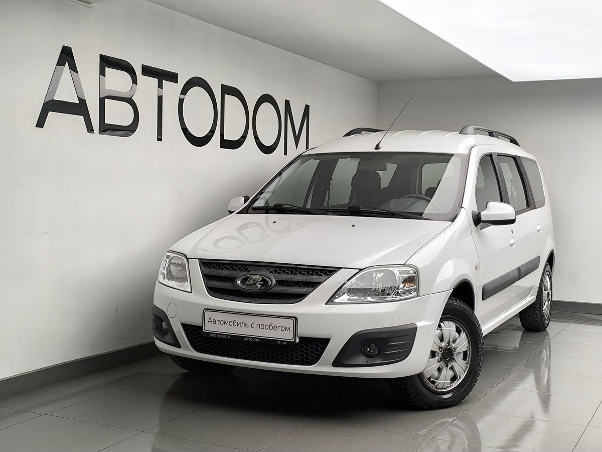 Автомобиль Lada (ВАЗ) Largus I поколение 1.6 MT (5 мест) (106 л.с.) Luxe Белый 2019 с пробегом 17 321 км