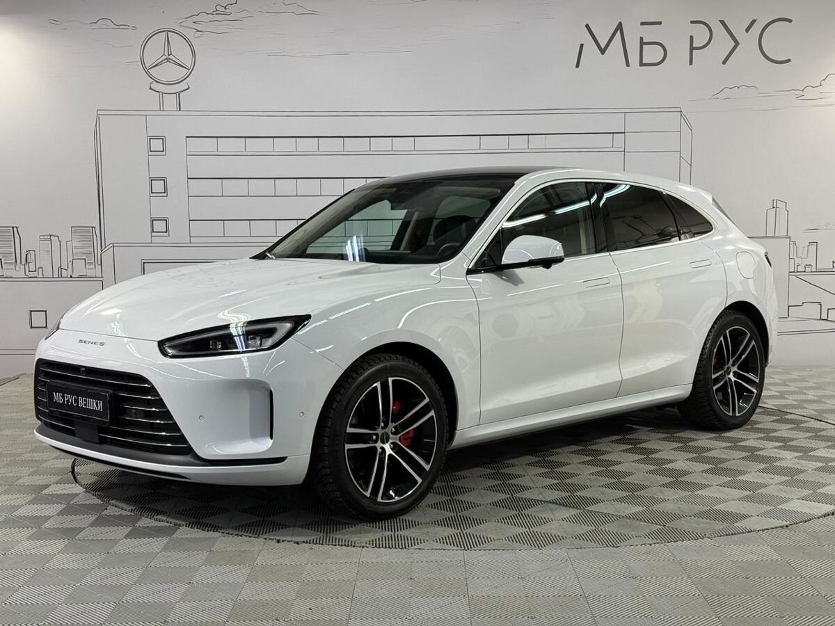 Автомобиль Seres M5 I поколение 1.5hyb AT 4WD (487 л.с.) Premium Белый 2024 с пробегом 21 765 км