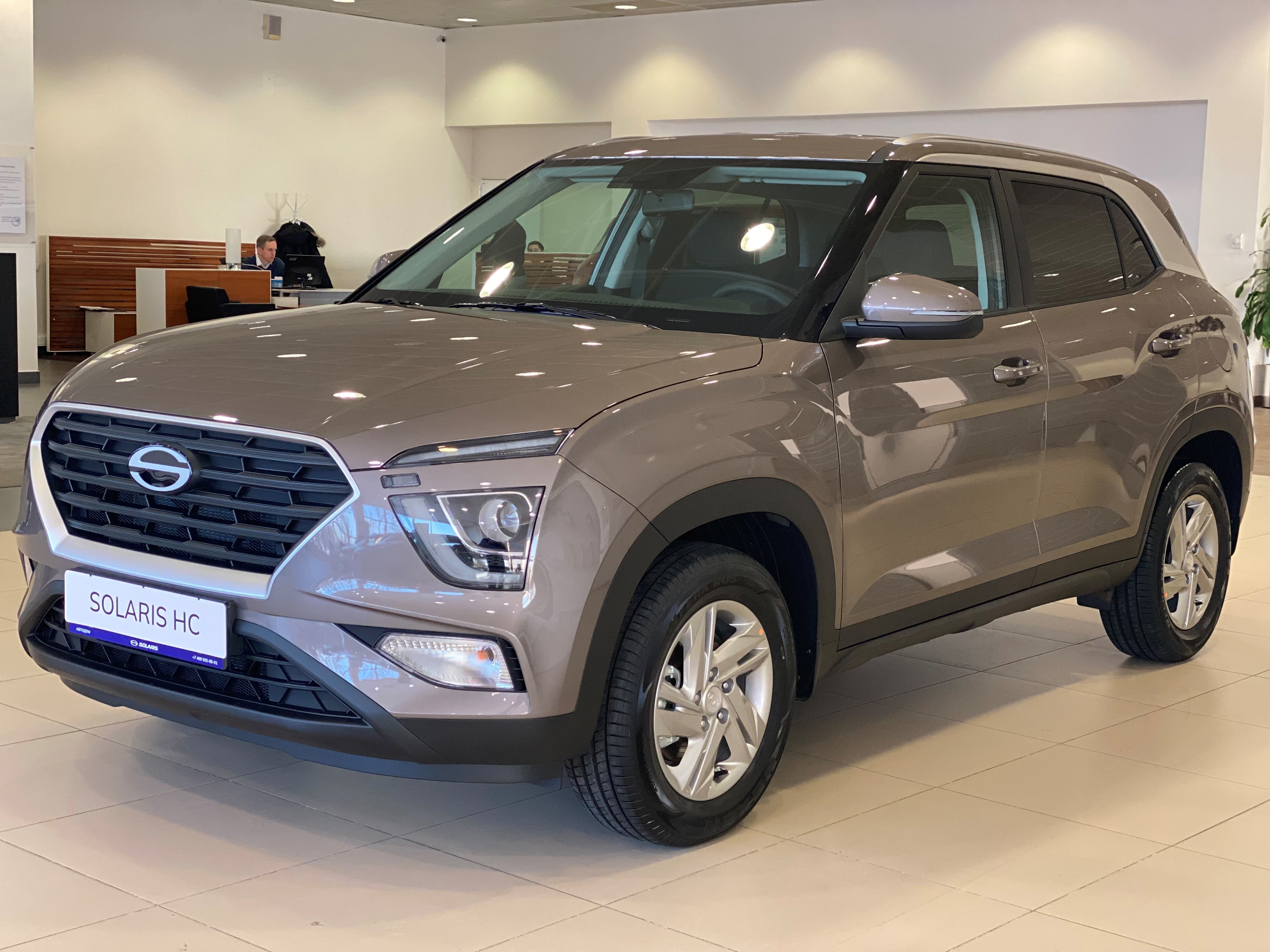 Автомобиль Solaris HC I поколение 2.0 AT 4WD (150 л.с.) Lifestyle + Advanced Бежевый 2025 