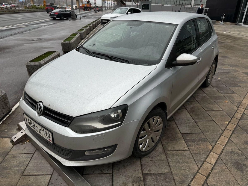 Автомобиль Volkswagen Polo V поколение 1.4 AMT (85 л.с.) Comfortline Серый 2012 с пробегом 127 700 км