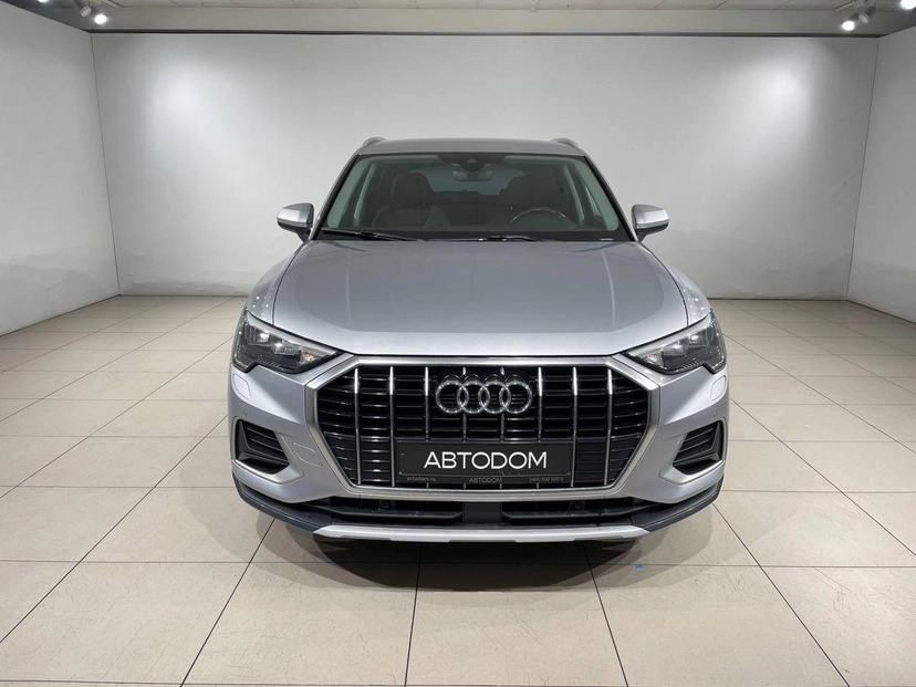Автомобиль Audi Q3 II поколение (F3) 1.5 AMT (150 л.с.) S line Серебристый 2019 с пробегом 124 597 км