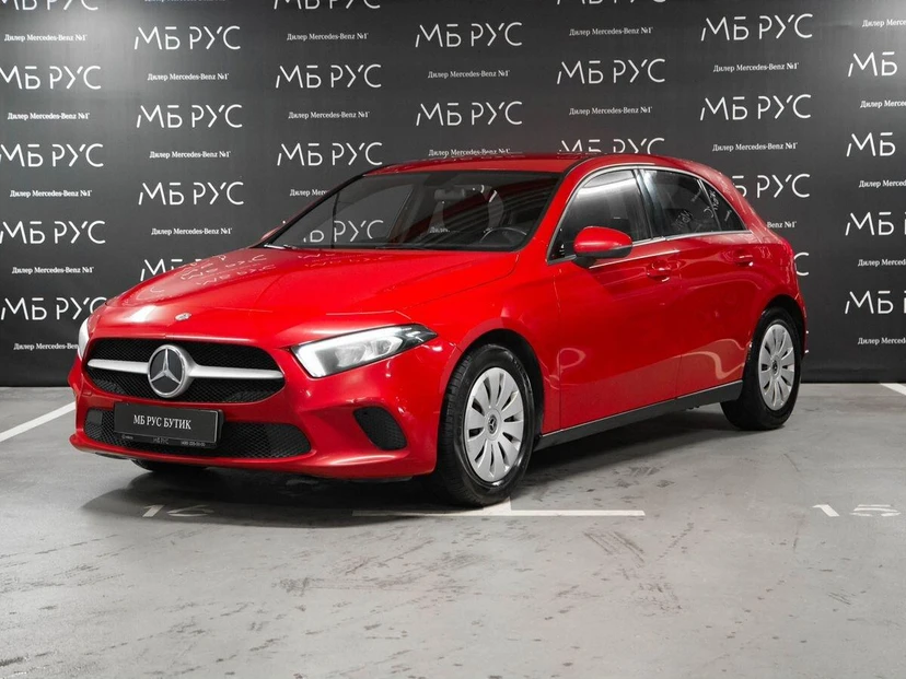 Mercedes-Benz A-Класс IV поколение (W177) 200 1.3 AMT (150 л.с.) Comfort Красный 2019 с пробегом 158 716 км