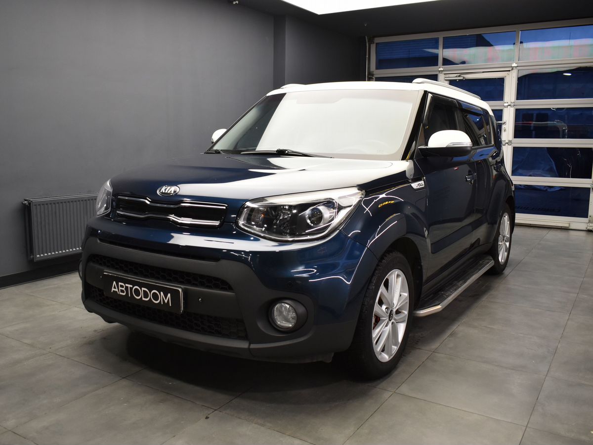 Kia Soul II [рестайлинг] 1.6 AT (124 л.с.) Comfort Синий 2018 с пробегом 101 000 км