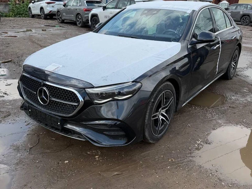 Mercedes-Benz E-Класс VI поколение (W214/S214) 2.0 AT 4Matic (258 л.с.) AMG Line Серый 2026