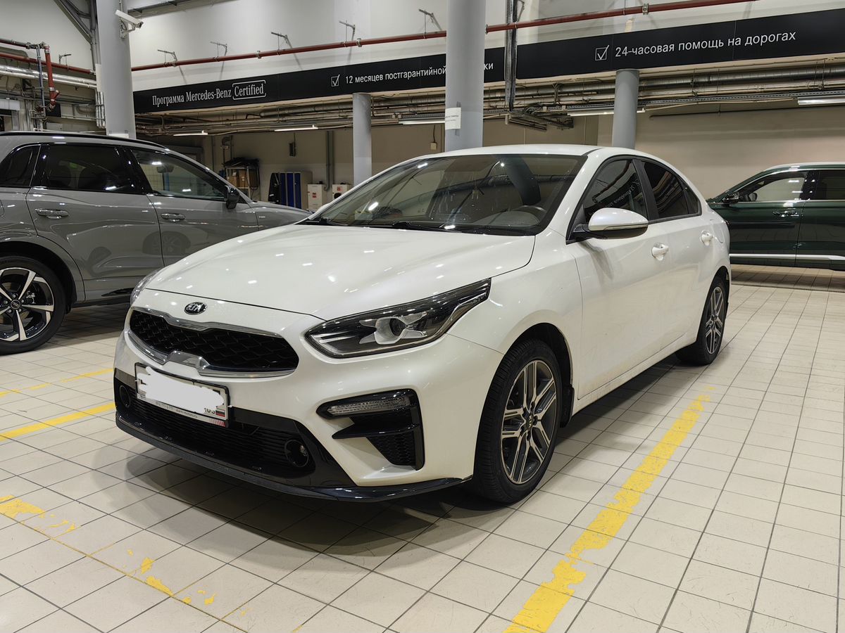 Kia Cerato IV поколение 2.0 AT (150 л.с.) Premium Белый 2021 с пробегом 25 505 км
