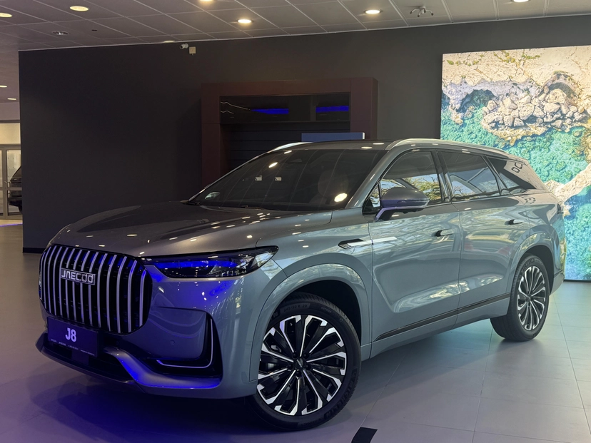 Автомобиль Jaecoo J8 I поколение 2.0 AMT 4WD (249 л.с.) Supreme-V BR Серый 2024