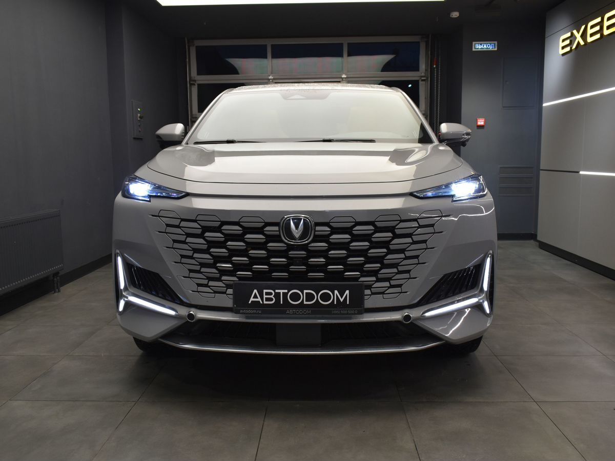 Автомобиль Changan UNI-K I поколение 2.0 AT 4WD (226 л.с.) Tech Серебристый 2024 с пробегом 32 647 км