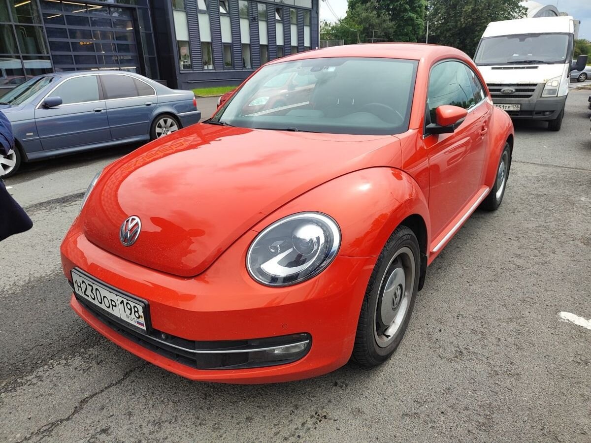 Volkswagen Beetle II поколение (A5) 1.2 AMT (105 л.с.) Design Оранжевый 2016 с пробегом 84 891 км