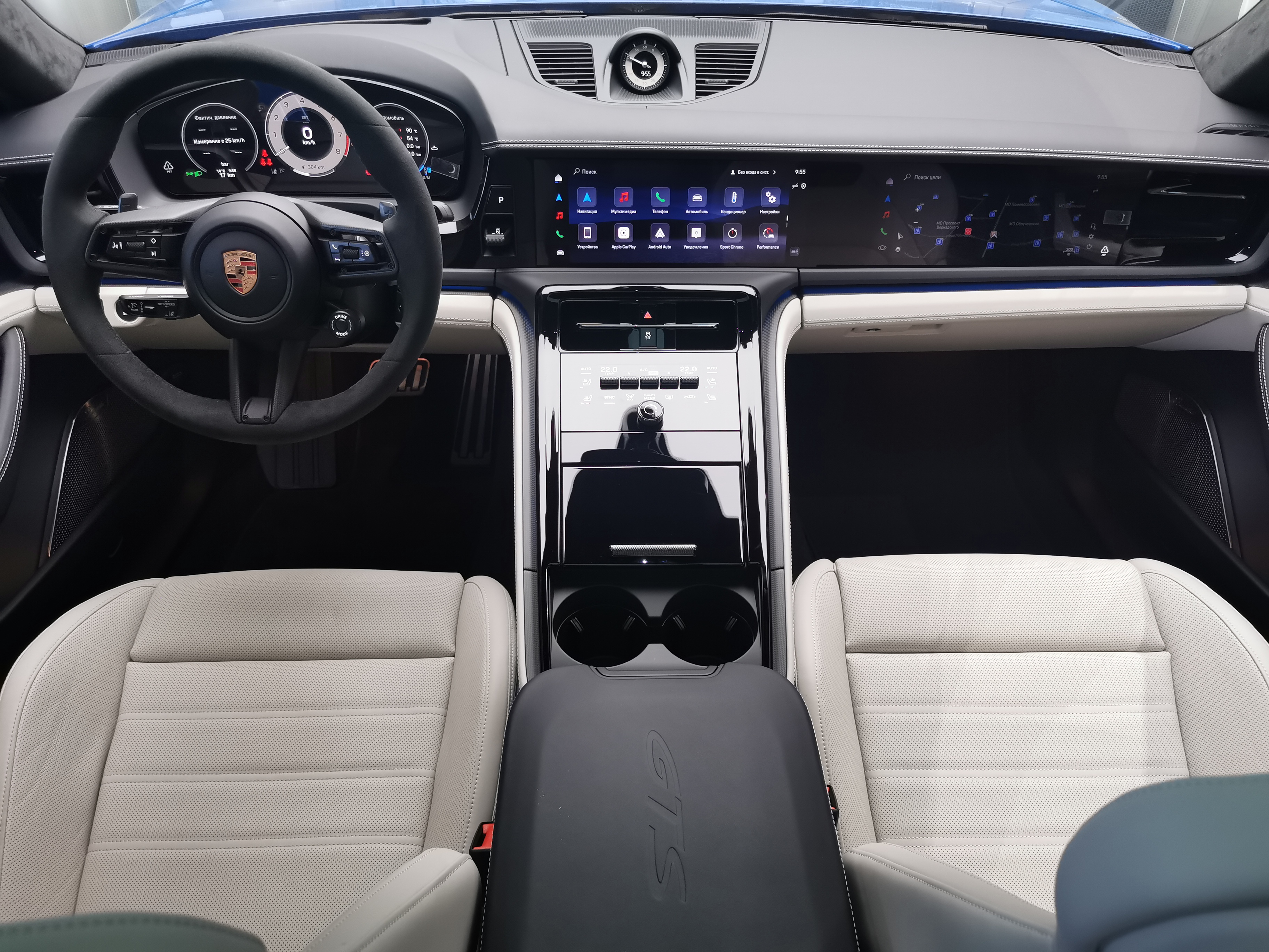 Автомобиль Porsche Panamera III поколение GTS 4.0 AMT 4WD (500 л.с.) GTS Синий 2025 