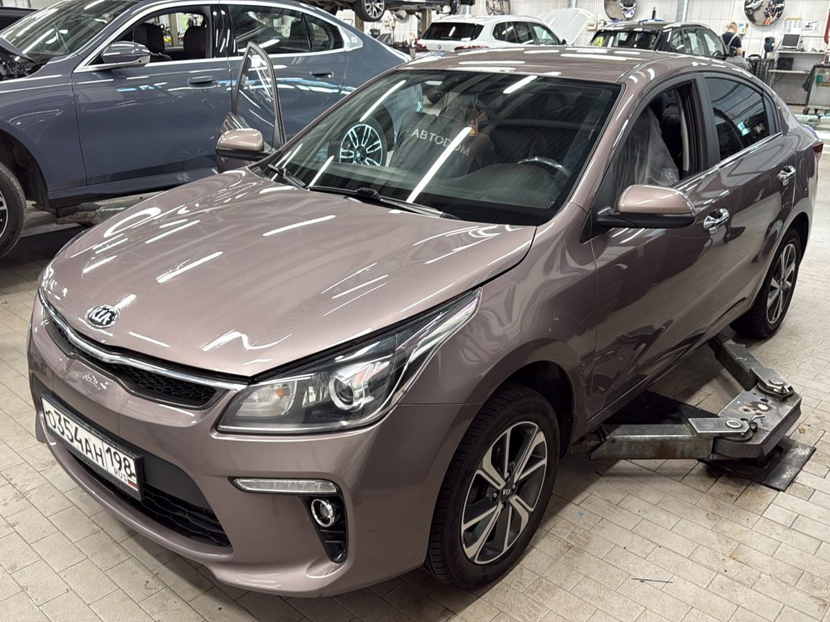Автомобиль Kia Rio IV поколение 1.6 AT (123 л.с.) Premium Серый 2020 с пробегом 56 792 км