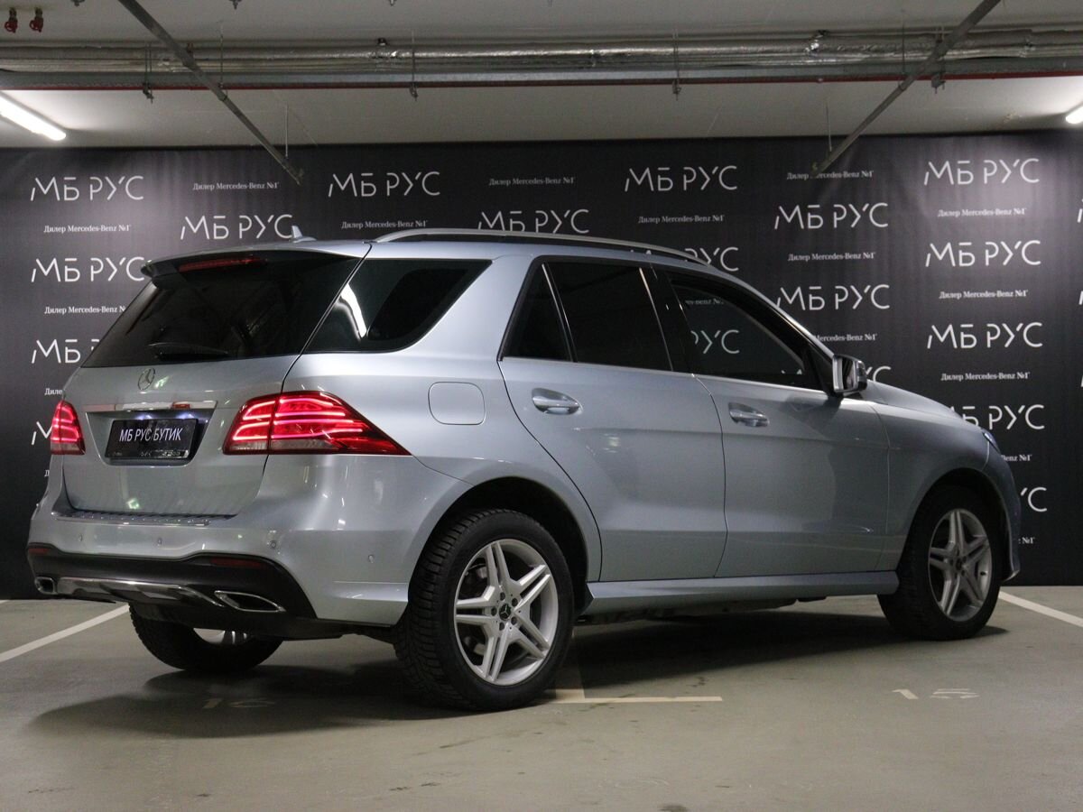 Автомобиль Mercedes-Benz GLE I поколение (W166) 350 3.0d AT 4Matic (249 л.с.) Особая серия Голубой 2015 с пробегом 165 000 км