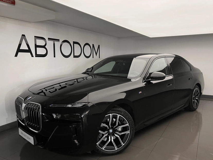 Автомобиль BMW 7 серии VII поколение (G70) 3.0d AT 4WD (286 л.с.) 740d xDrive Чёрный 2022 с пробегом 15 165 км