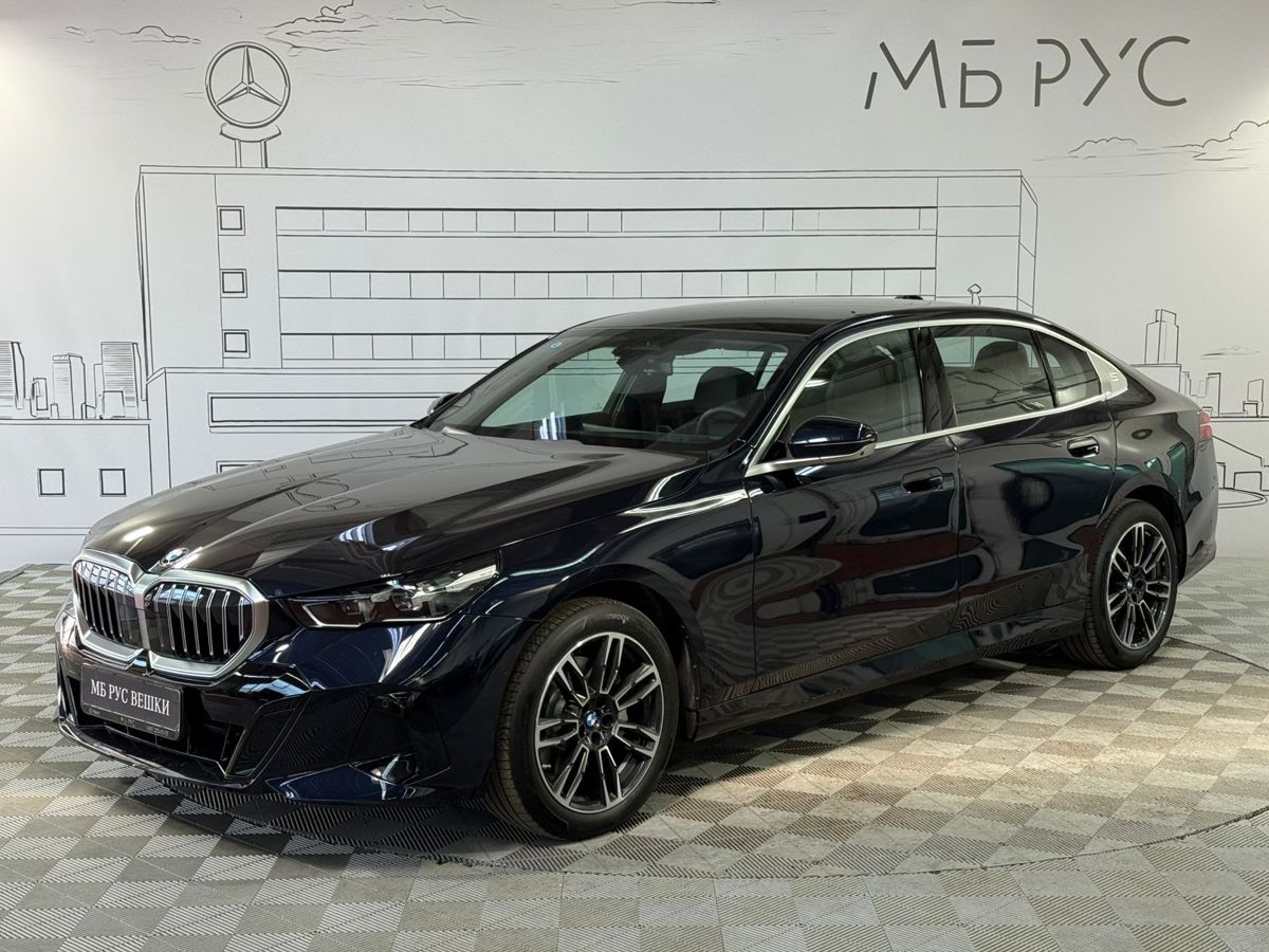 Автомобиль BMW 5 серии VIII поколение (G60) 2.0 AT 4WD (258 л.с.) M Sport Чёрный 2025 с пробегом 50 км