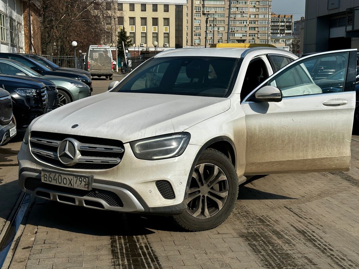 Автомобиль Mercedes-Benz GLC I (X253) [рестайлинг] 220 2.0d AT 4Matic (194 л.с.) Premium Белый 2019 с пробегом 126 000 км