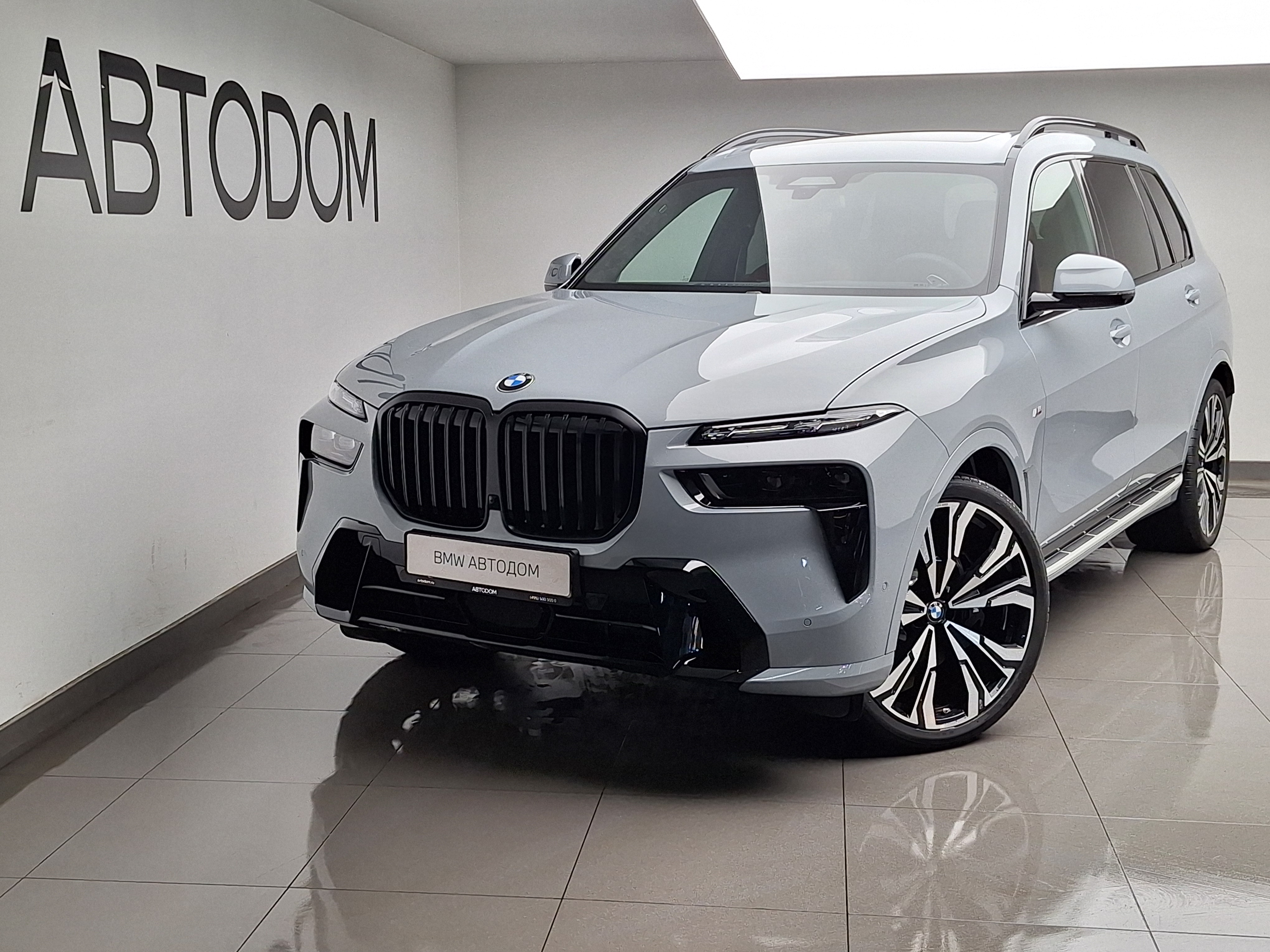 Автомобиль BMW X7 I (G07) [рестайлинг] 3.0d AT 4WD (340 л.с.) xDrive40d Серый 2025 