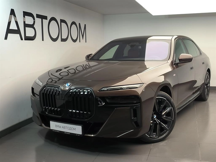 Автомобиль BMW 7 серии VII поколение (G70) 4.4 AT 4WD (544 л.с.) 760i xDrive Коричневый 2025