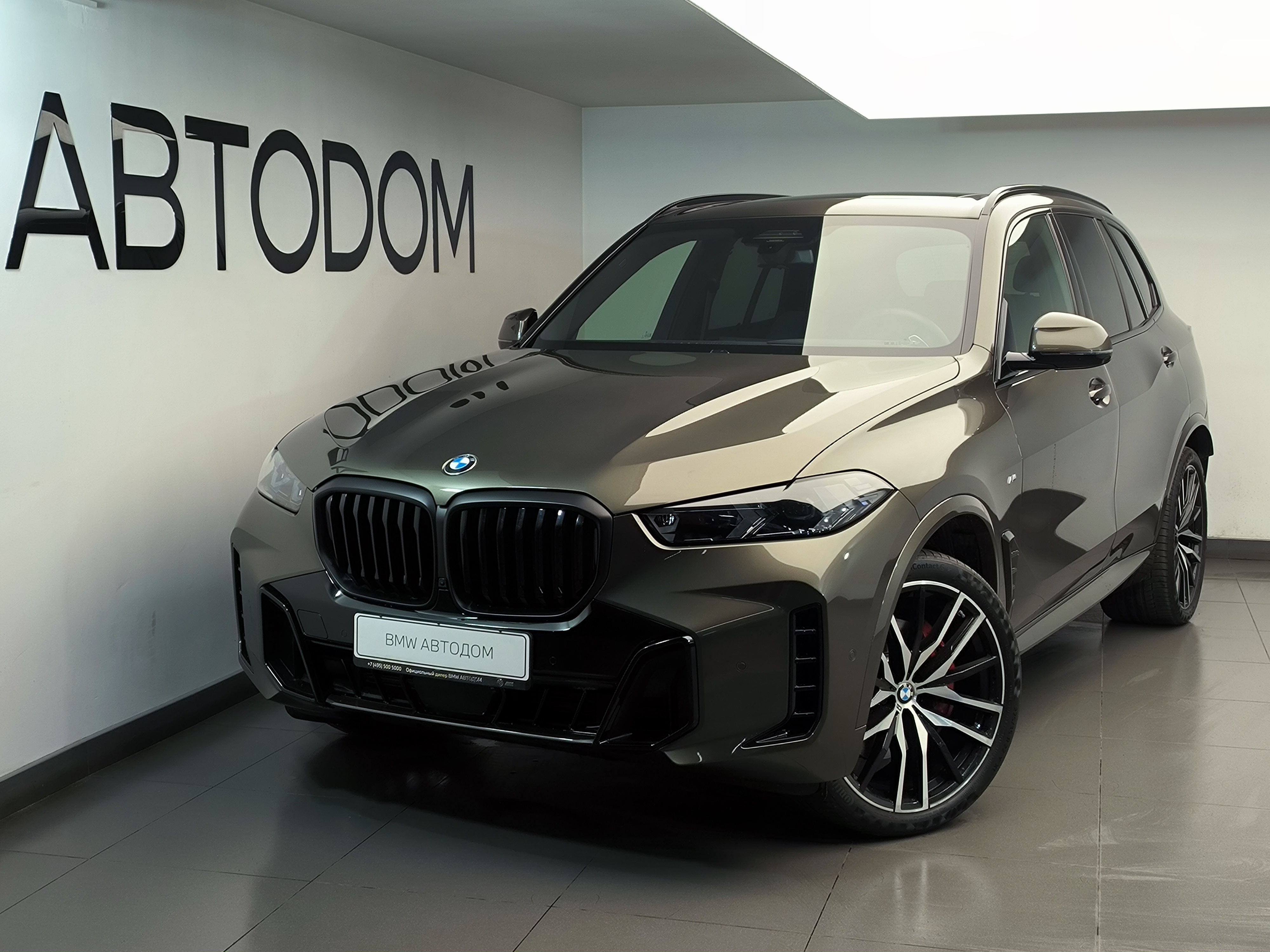 BMW X5 IV (G05) [рестайлинг] 3.0d AT 4WD (286 л.с.) Base Коричневый 2025 