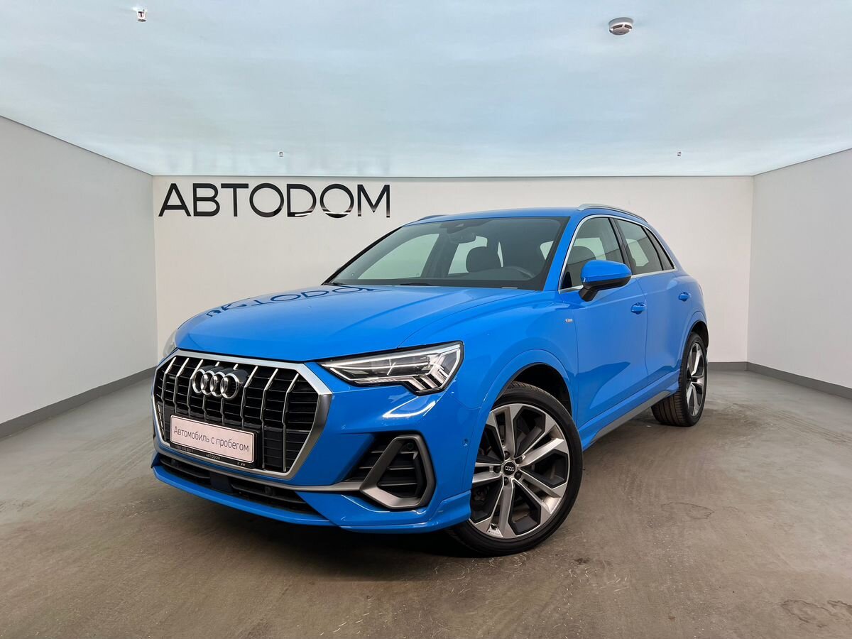 Автомобиль Audi Q3 II поколение (F3) 2.0 AMT 4WD (230 л.с.) Base Синий 2019 с пробегом 43 400 км