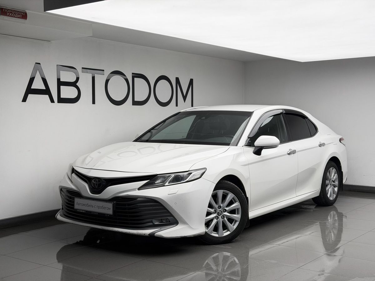 Toyota Camry VIII поколение (XV70) 2.5 AT (181 л.с.) Элеганс Safety Белый 2020 с пробегом 175 021 км
