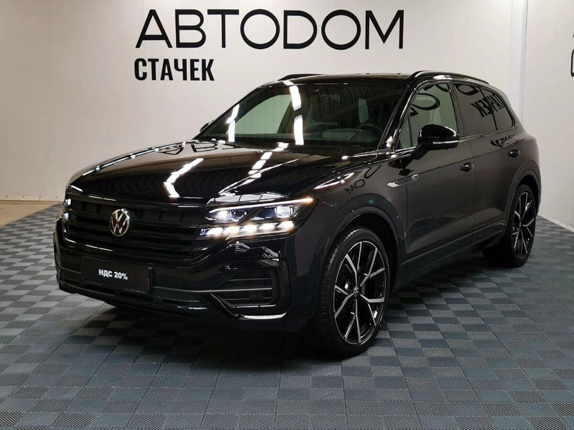 Автомобиль Volkswagen Touareg III поколение 3.0d AT 4WD (286 л.с.) R-Line Чёрный 2022 с пробегом 50 км