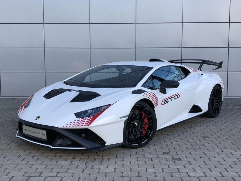 Автомобиль Lamborghini Huracan I [рестайлинг] STO 5.2 AMT (640 л.с.) STO Белый 2021 с пробегом 2 590 км