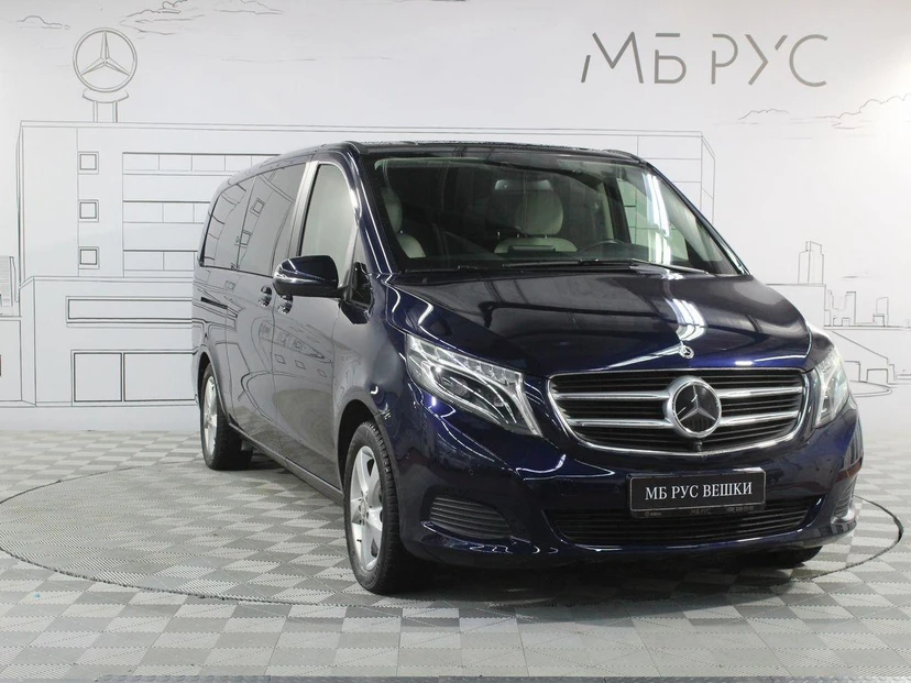 Автомобиль Mercedes-Benz V-Класс II поколение (W447) 220 2.1d AT 4Matic Extra Long (163 л.с.) Base Синий 2017 с пробегом 101 101 км