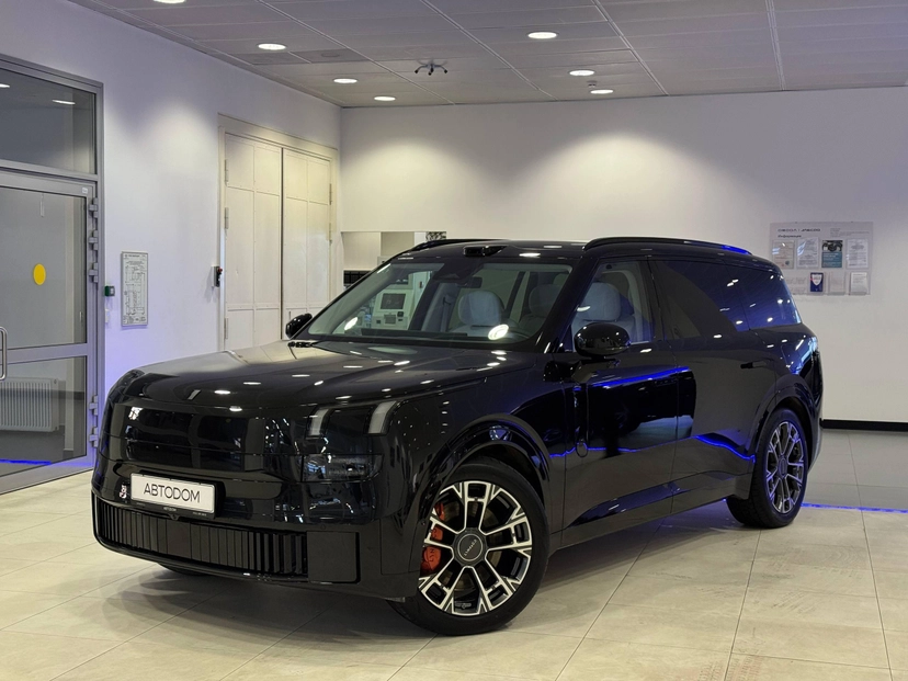 Автомобиль Lynk & Co 900 I поколение 2.0hyb AT 4WD (734 л.с.) Ultra Чёрный 2025
