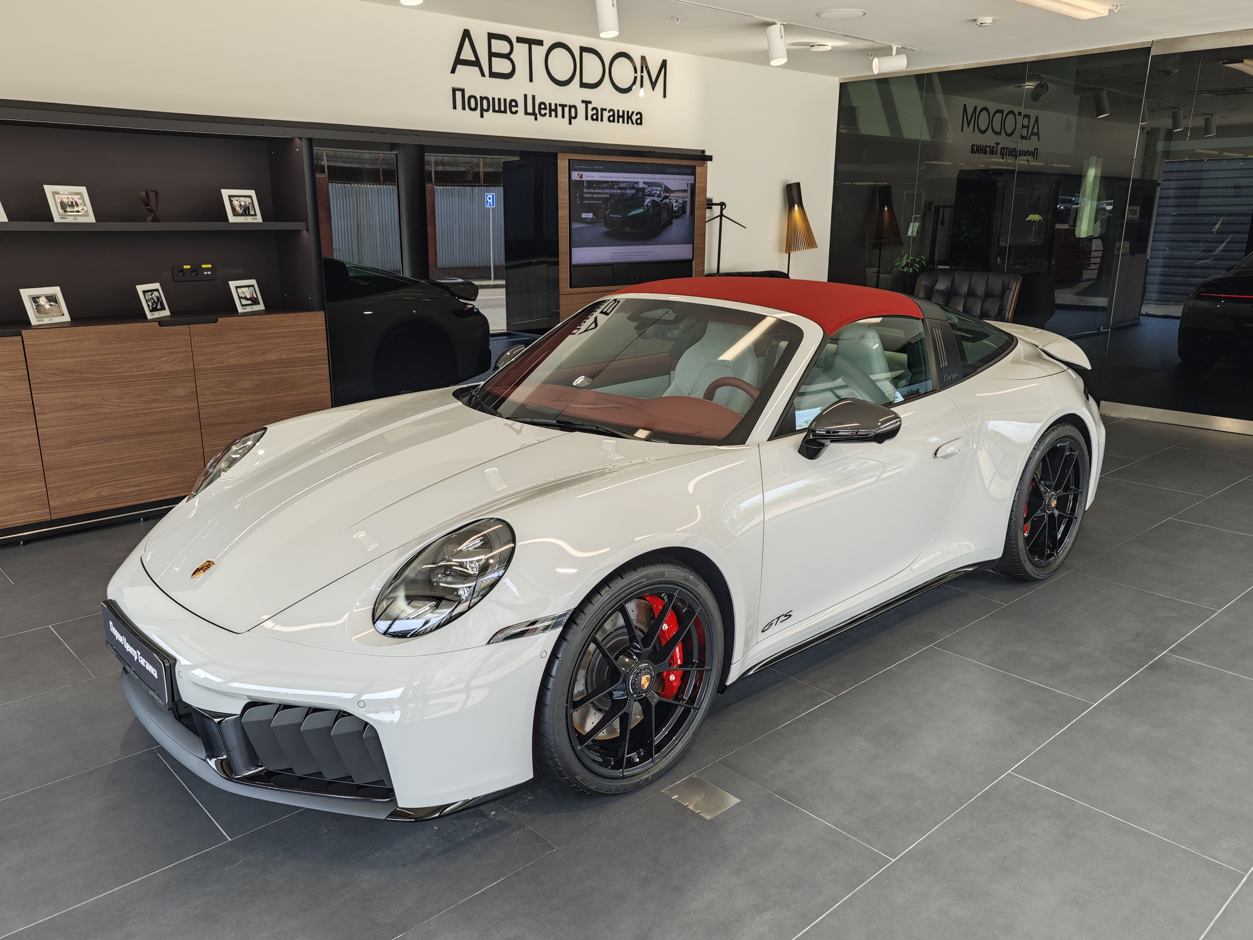 Porsche 911 VIII (992) [рестайлинг] GTS 3.6 AMT 4WD (541 л.с.) Targa GTS Серый 2026 