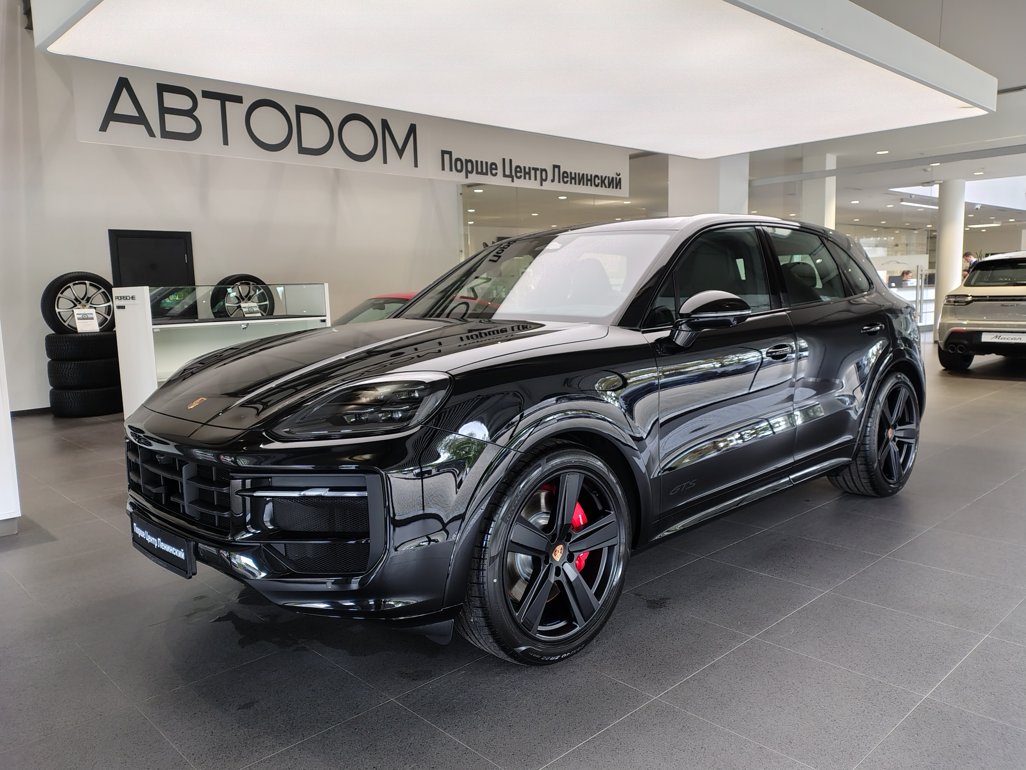 Porsche Cayenne III [рестайлинг] GTS 4.0 AT 4WD (500 л.с.) GTS Чёрный 2026 