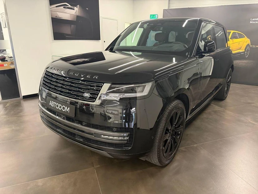 Автомобиль Land Rover Range Rover V поколение 4.4 AT 4WD (530 л.с.) Autobiography Чёрный 2026 с пробегом 27 км