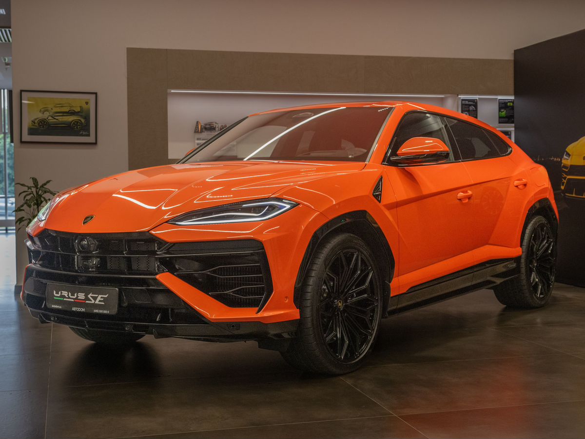 Lamborghini Urus I [рестайлинг] 4.0hyb AT 4WD (800 л.с.) SE Оранжевый 2026 с пробегом 82 км