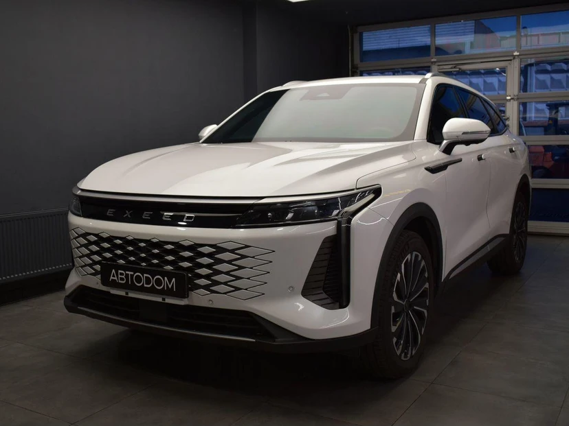 EXEED RX I поколение 2.0 AMT 4WD (249 л.с.) Platinum Белый 2024 с пробегом 36 890 км