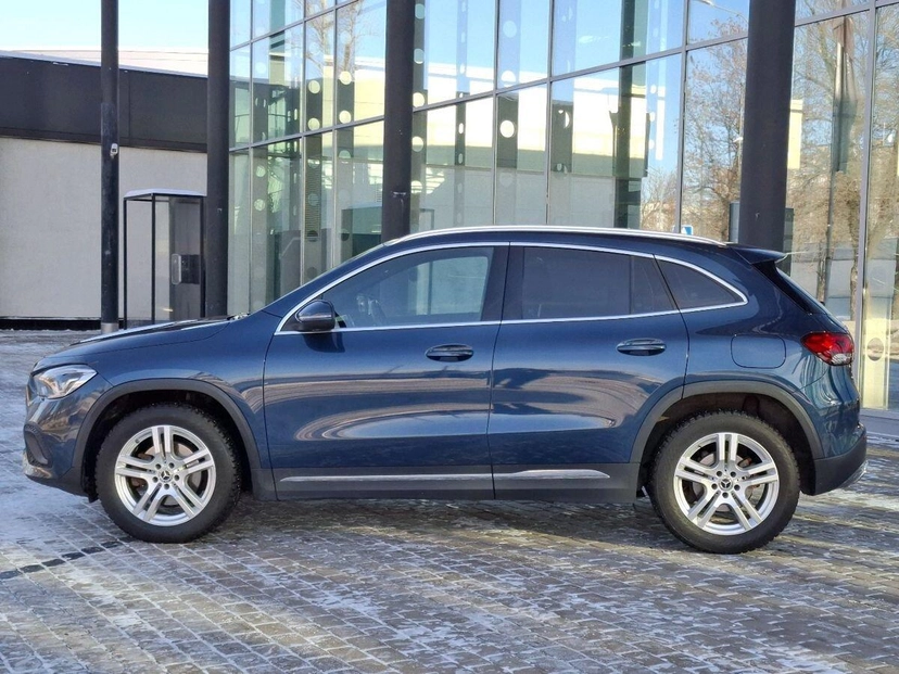 Автомобиль Mercedes-Benz GLA II поколение (H247) 200 1.3 AMT (150 л.с.) Progressive Синий 2020 с пробегом 46 000 км