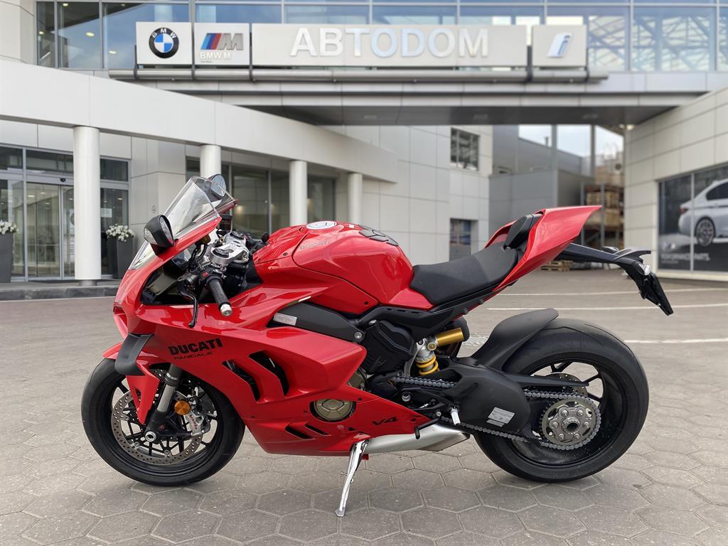 Мотоцикл Ducati Panigale V4 I поколение Panigale V4 Base Красный 2022 с пробегом 1200 км