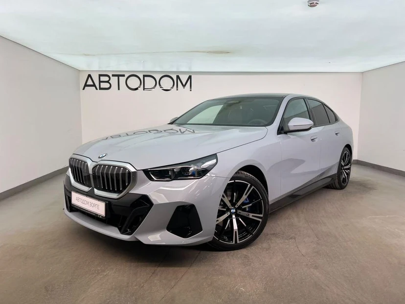 BMW 5 серии VIII поколение (G60) 2.0 AT 4WD (258 л.с.) M Sport Серый 2026