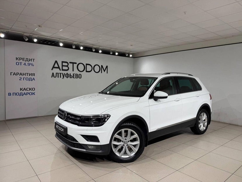 Автомобиль Volkswagen Tiguan II поколение 2.0d AMT 4WD (150 л.с.) Highline Белый 2017 с пробегом 76 300 км