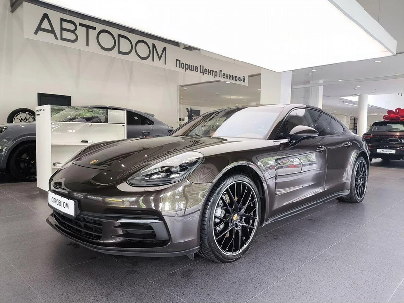 Porsche Panamera II поколение 4 3.0 AMT 4WD (330 л.с.) 4 Коричневый 2018 с пробегом 115 650 км