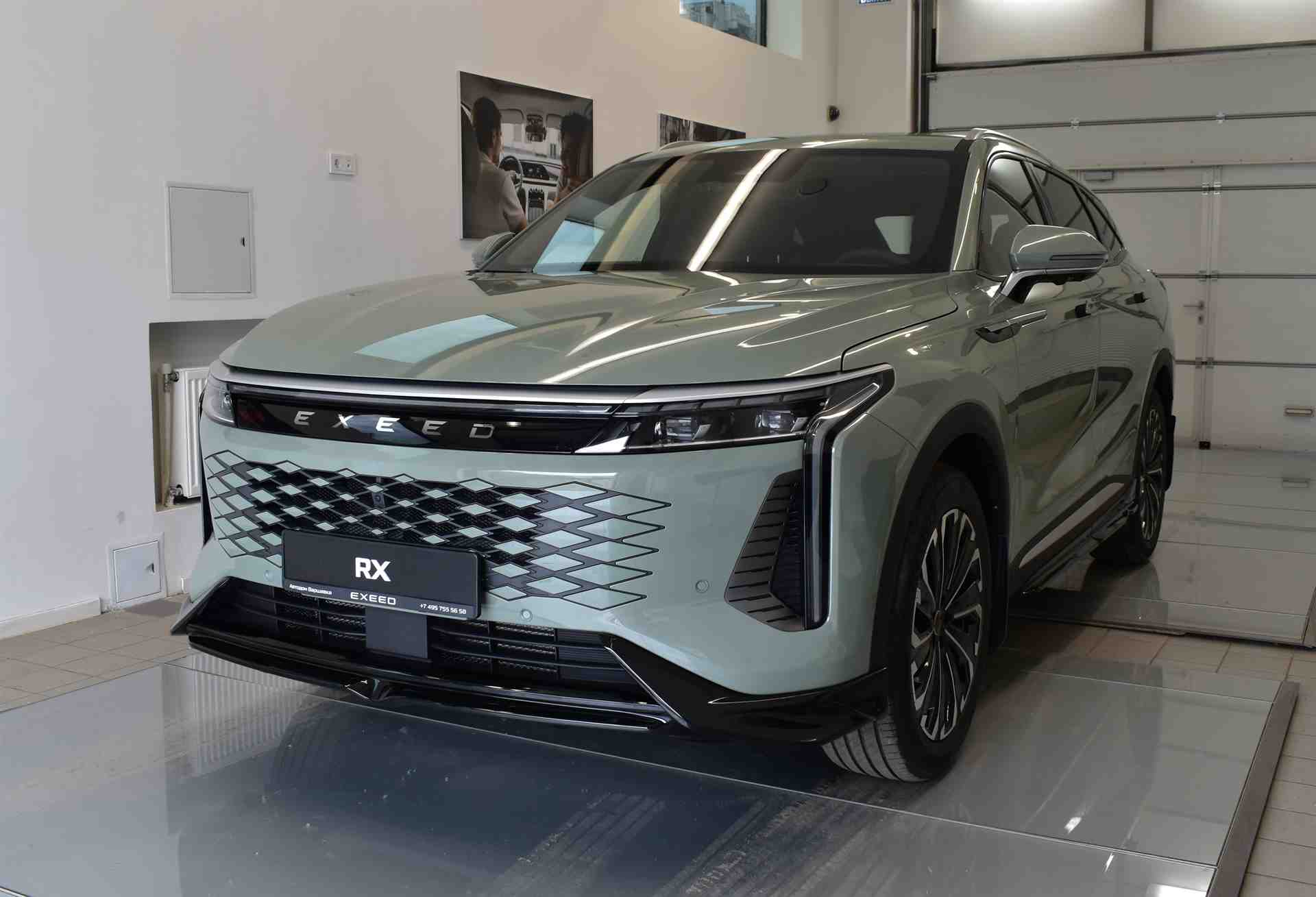 Автомобиль EXEED RX I поколение 2.0 AT 4WD (249 л.с.) Премиум Зелёный 2025 