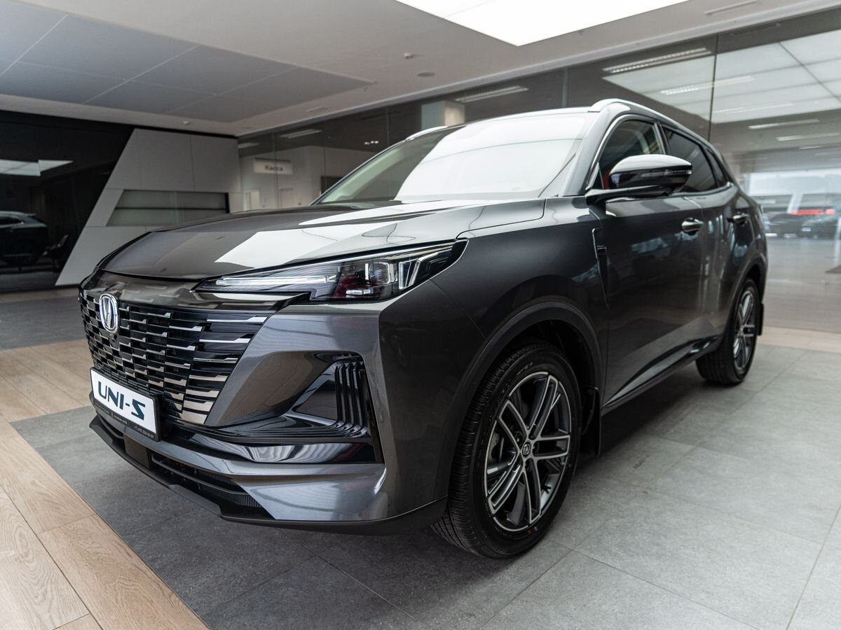 Автомобиль Changan UNI-S I поколение 1.5 AMT (181 л.с.) Tech+ Серый 2024 