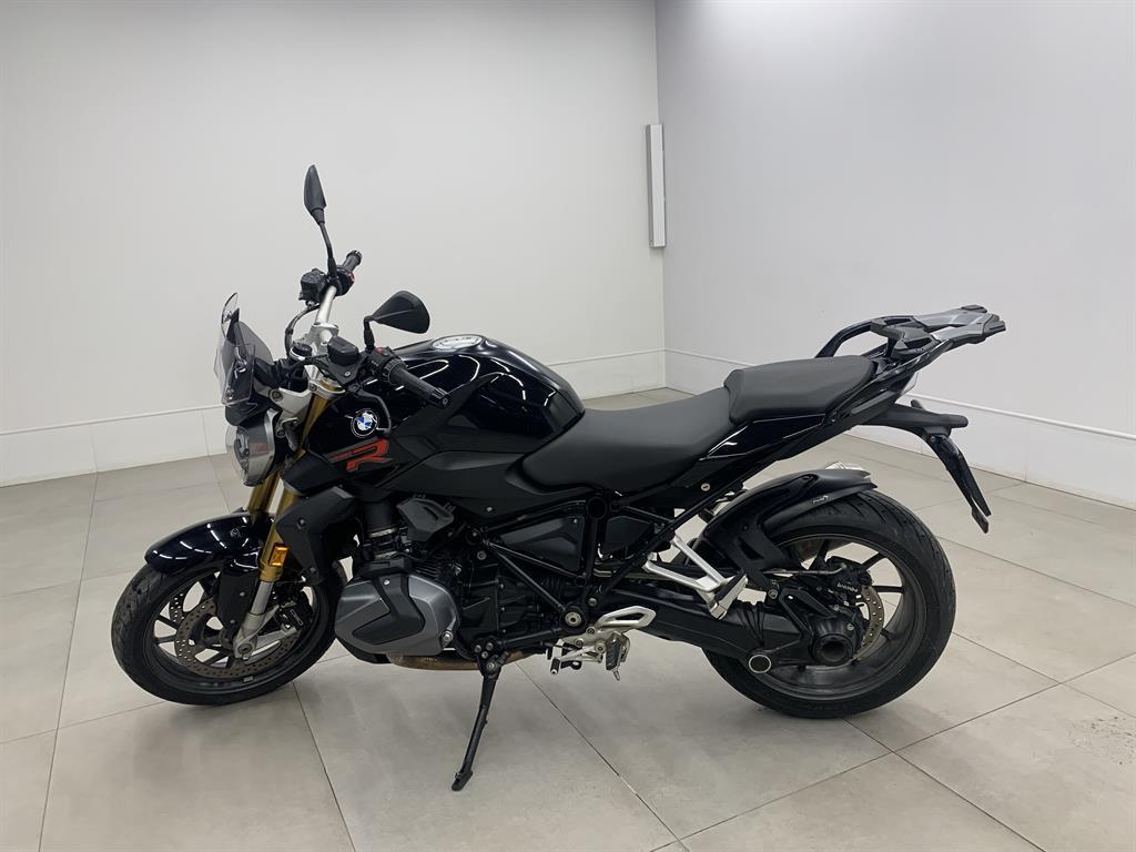 Мотоцикл BMW Motorrad R 1250 R I поколение R 1250 R Base Чёрный 2021 с пробегом 14 241 км