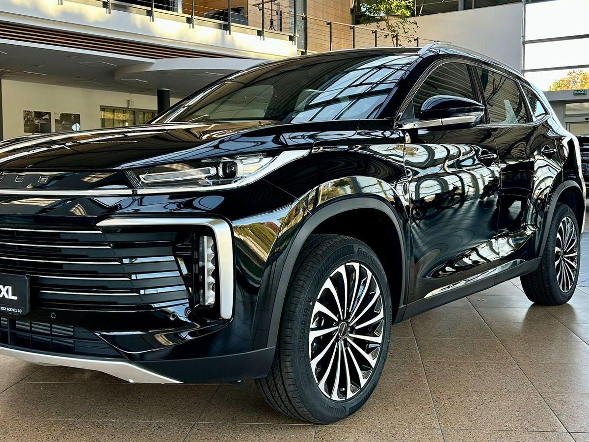 Автомобиль EXEED TXL I [2-й рестайлинг] 2.0 AT 4WD (197 л.с.) Premium Чёрный 2024 
