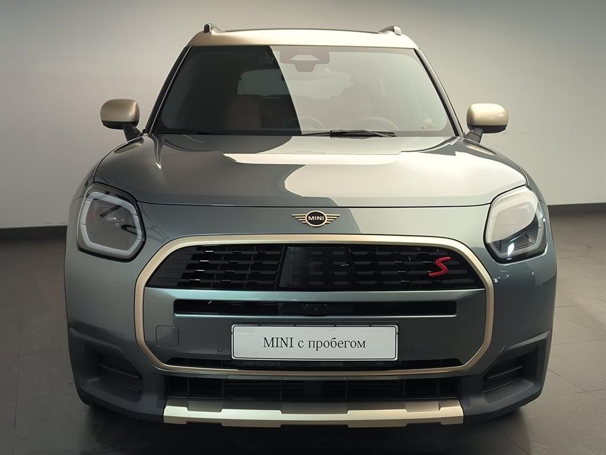 Автомобиль MINI Countryman III поколение (U25) S 2.0 AMT 4WD (218 л.с.) Favoured Trim Серый 2024 с пробегом 4 086 км