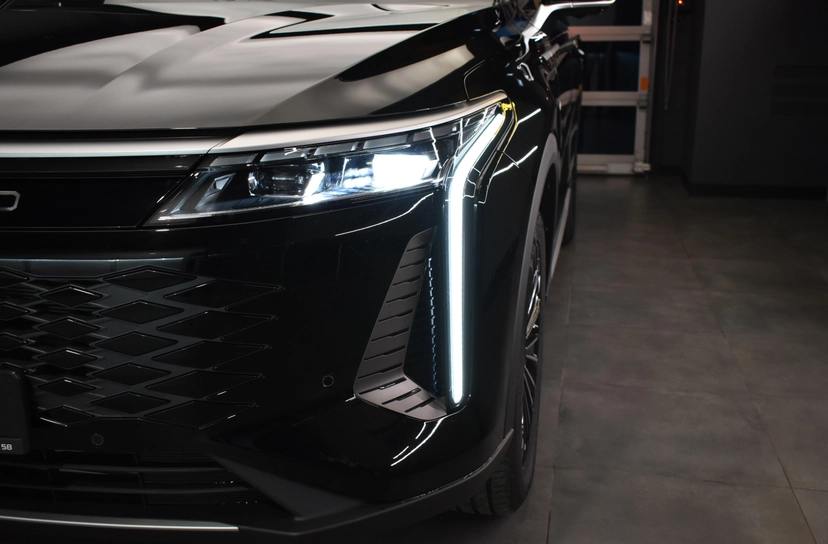 Автомобиль EXEED RX I поколение 2.0 AMT 4WD (197 л.с.) Urban Чёрный 2024