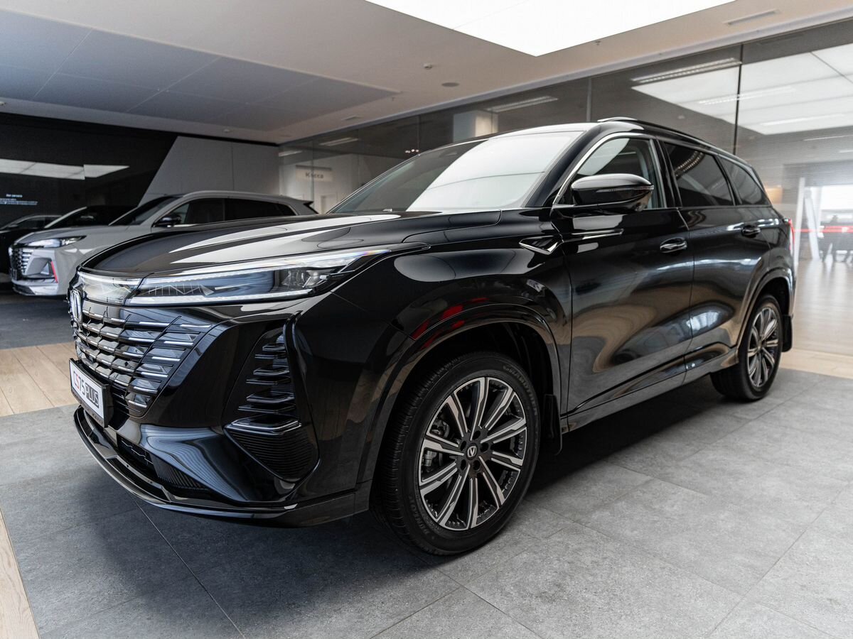 Автомобиль Changan CS75PLUS III поколение 2.0 AT (233 л.с.) Tech Чёрный 2024 